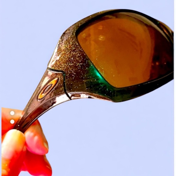 Oakley Ravishing Sunglasses Brown Metallic Frames Amber Polarized Lenses - Picture 1 of 3